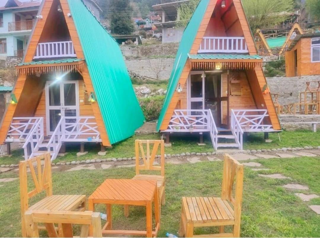 Kaira Huts * Manali (Himachal Pradesh)
