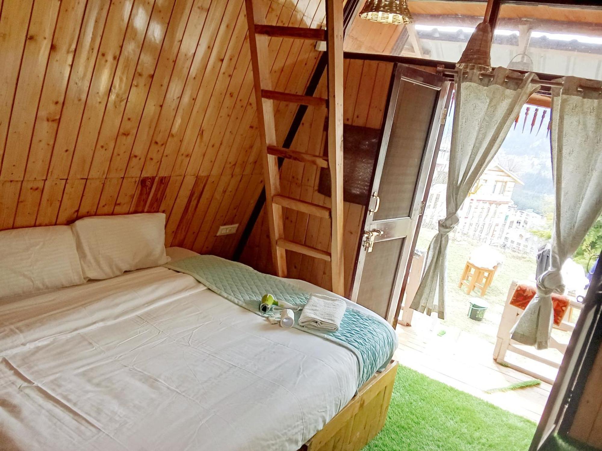 Kaira Huts Holiday park *